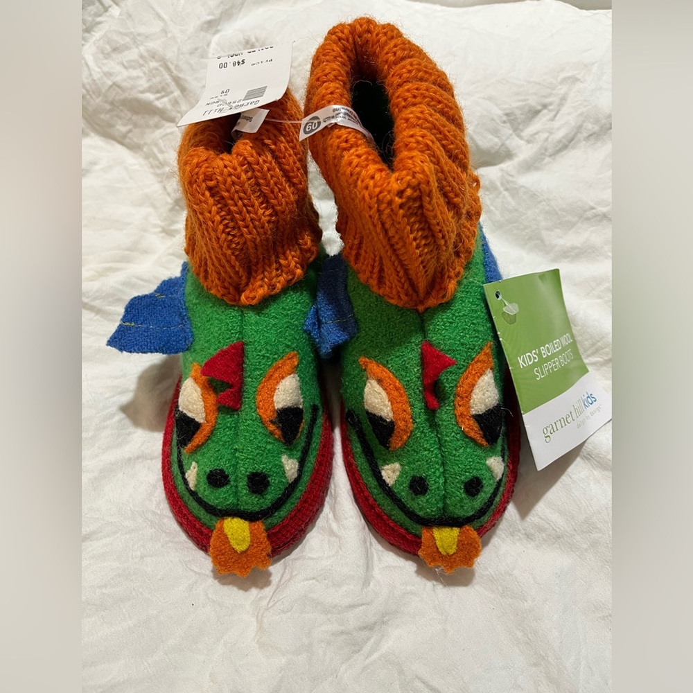 Garnet Hill dragon boiled wool children’s slippers nwt